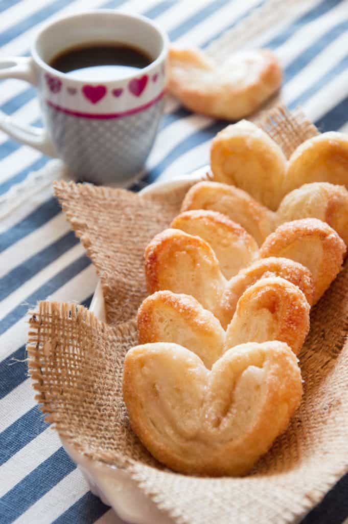 Melt-in-the-mouth Cinnamon Pastry Hearts