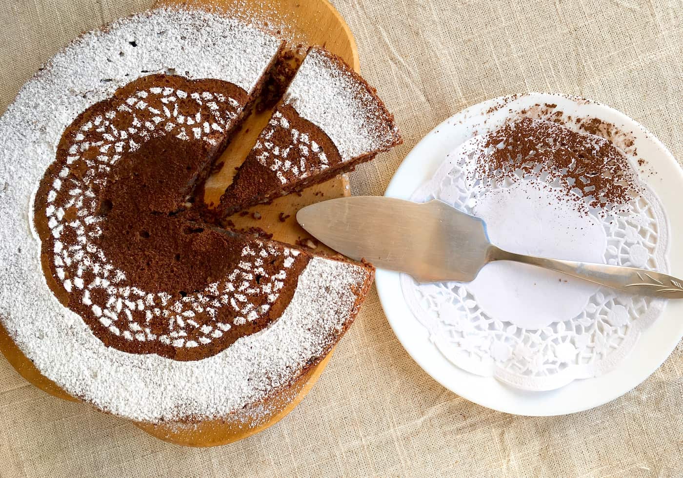 Torta Caprese – THE Best Chocolate Almond Cake Ever