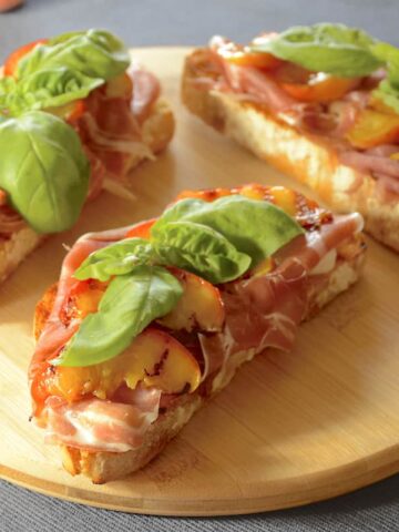 Bruschetta with Mozzarella, Prosciutto & Grilled Peaches