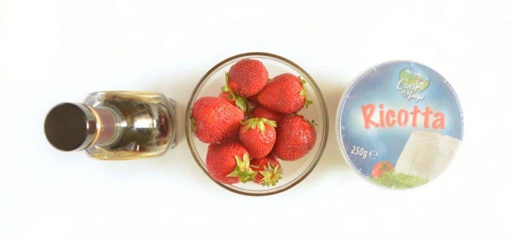 Strawberries Balsamic Dessert - Ingredients