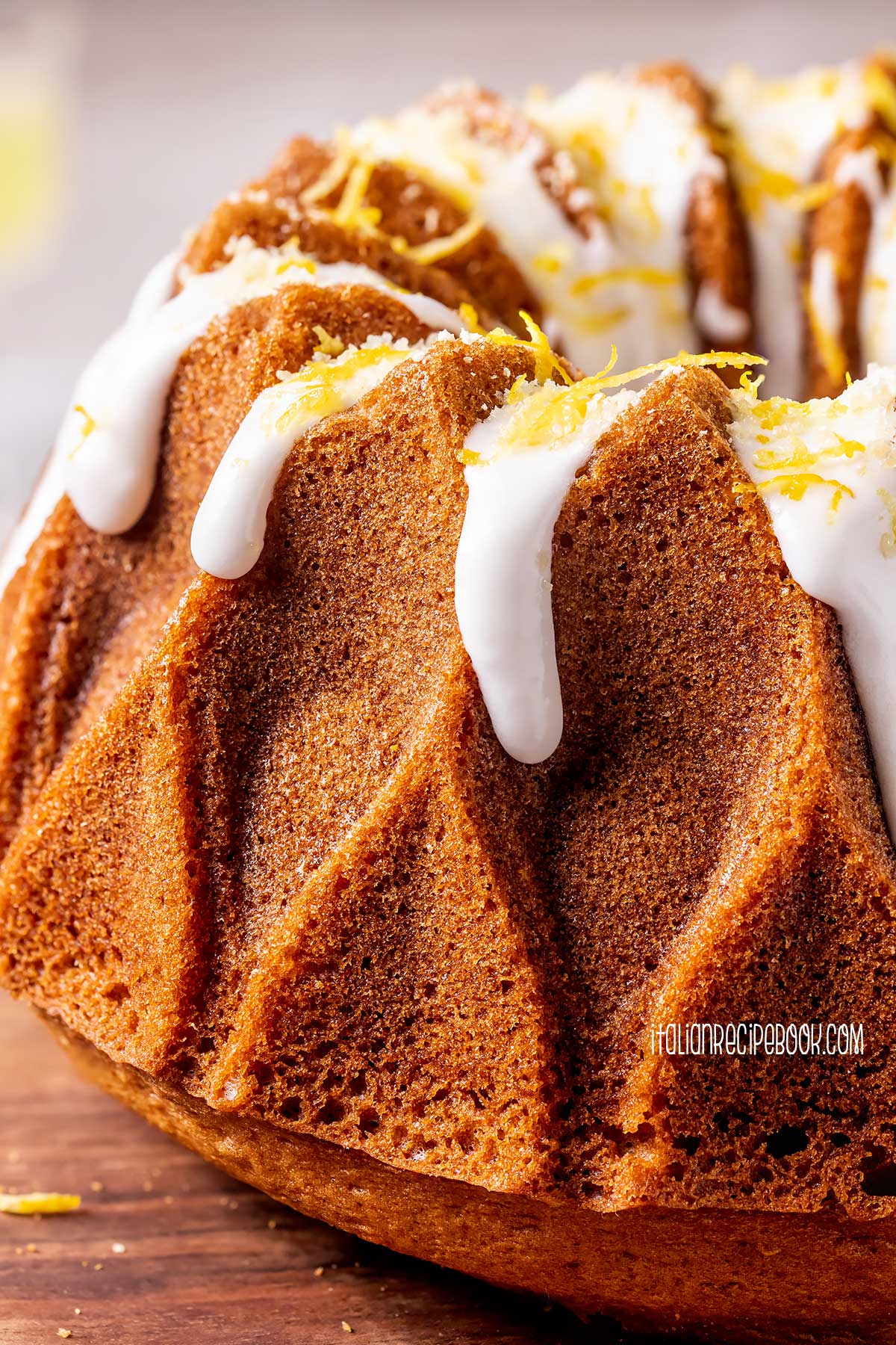 limoncello cake close up