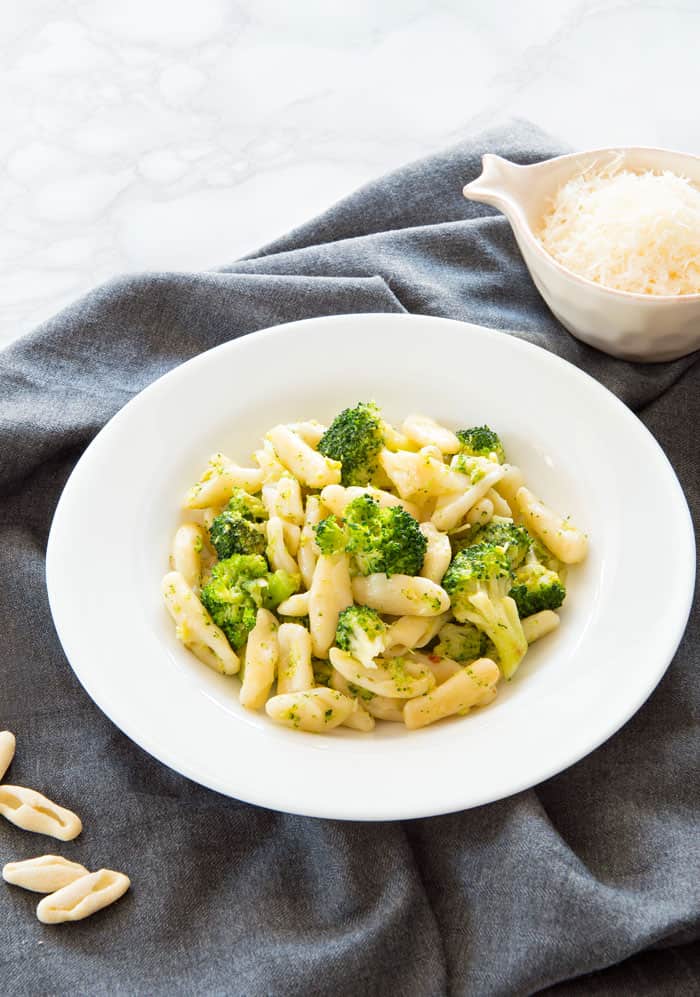 15-Minute Cavatelli & Broccoli {Recipe}