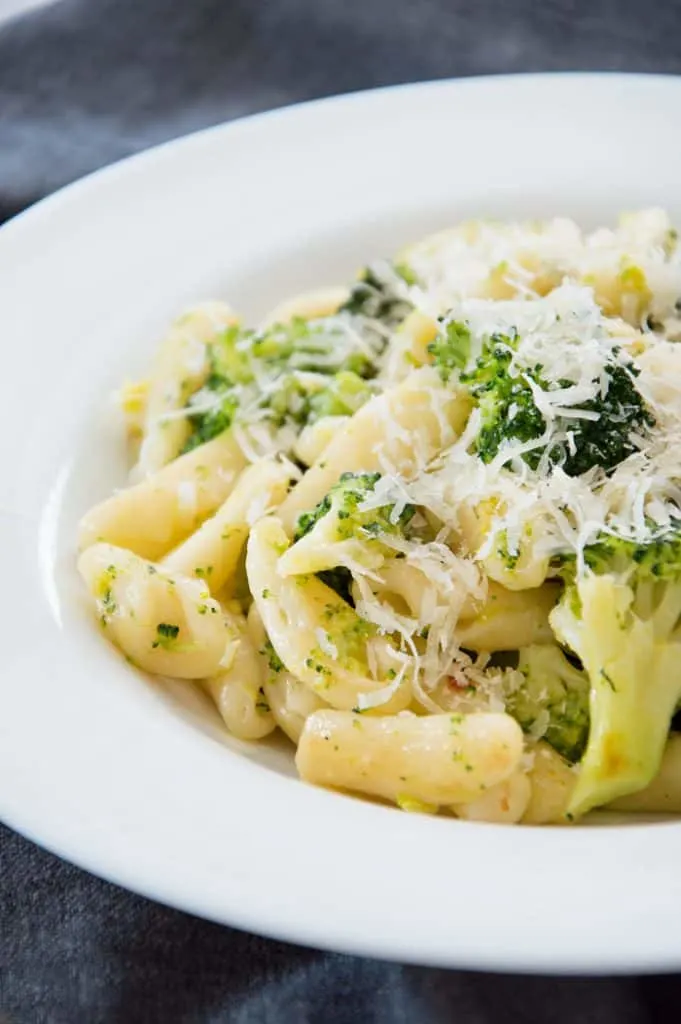 15-Minute Cavatelli & Broccoli {Recipe}