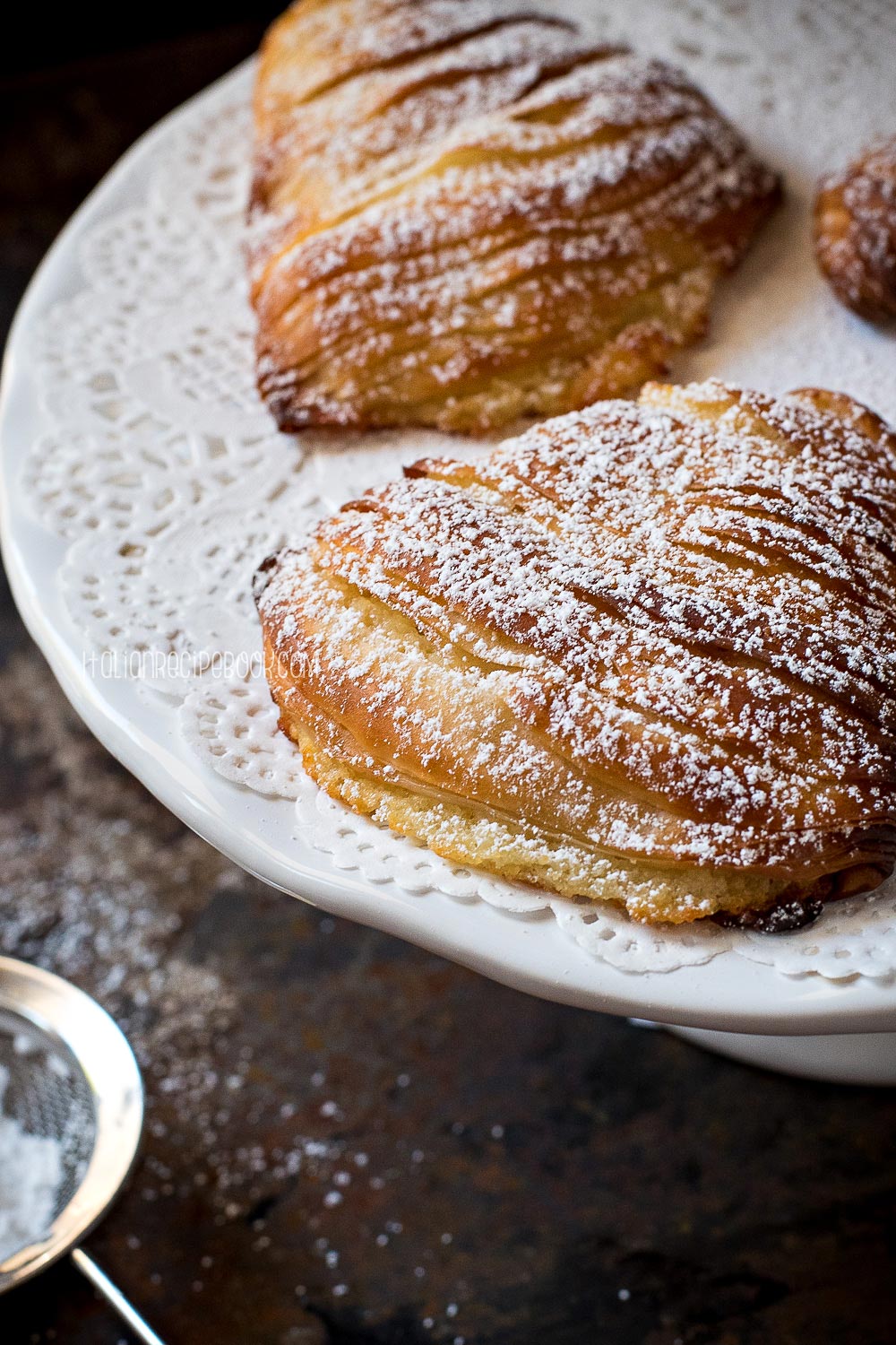 sfogliatella on a plate