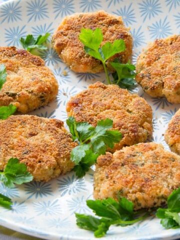 Salmon Patties with Avocado Dipping Sauce