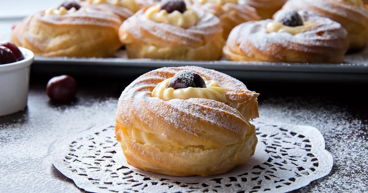 zeppole pastries