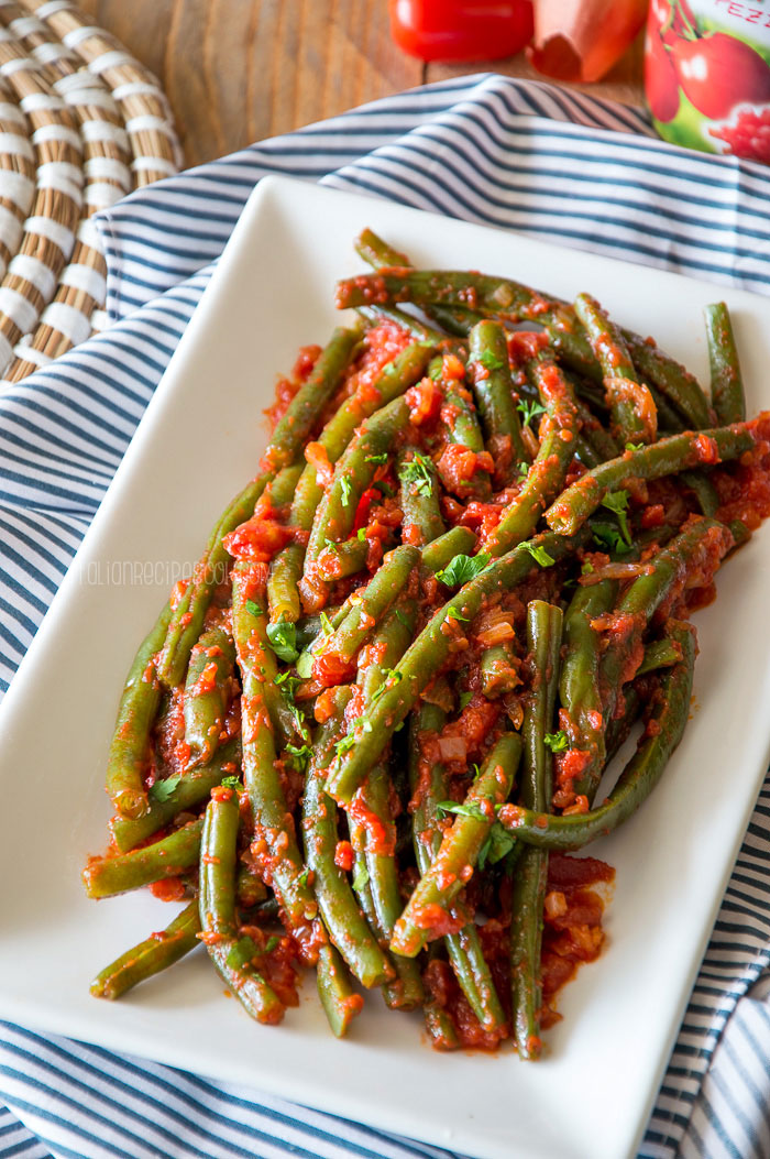 Green Beans & Tomatoes (Italian Stewed Green Beans) Italian Recipe Book