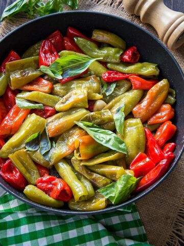 Italian Frying Peppers