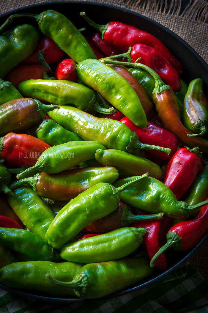 Italian Frying Peppers 3 Delicious Ways To Cook Italian Recipe Book