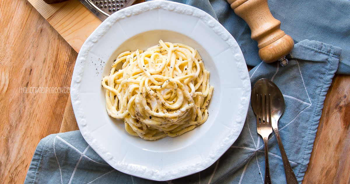 Tonnarelli Cacio e Pepe (Perfectly Creamy Every Time!) Italian Recipe Book