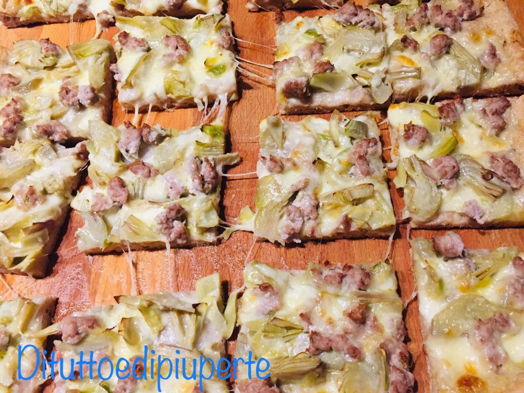 focaccia with artichokes and sausage