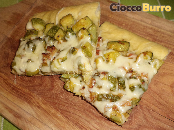 focaccia with zucchini and tuna