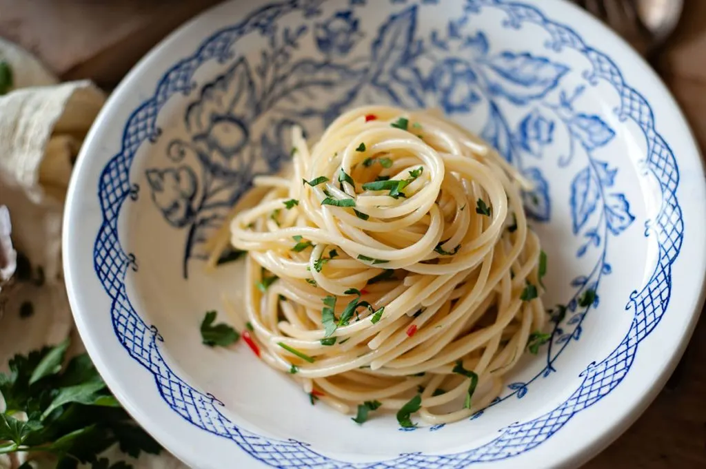 Spaghetti Aglio Olio in a bowl