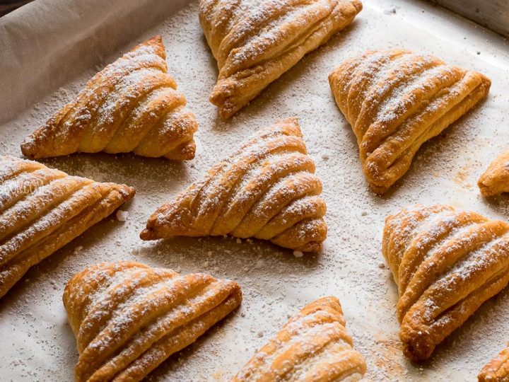 sfogliatelle from puff pastry