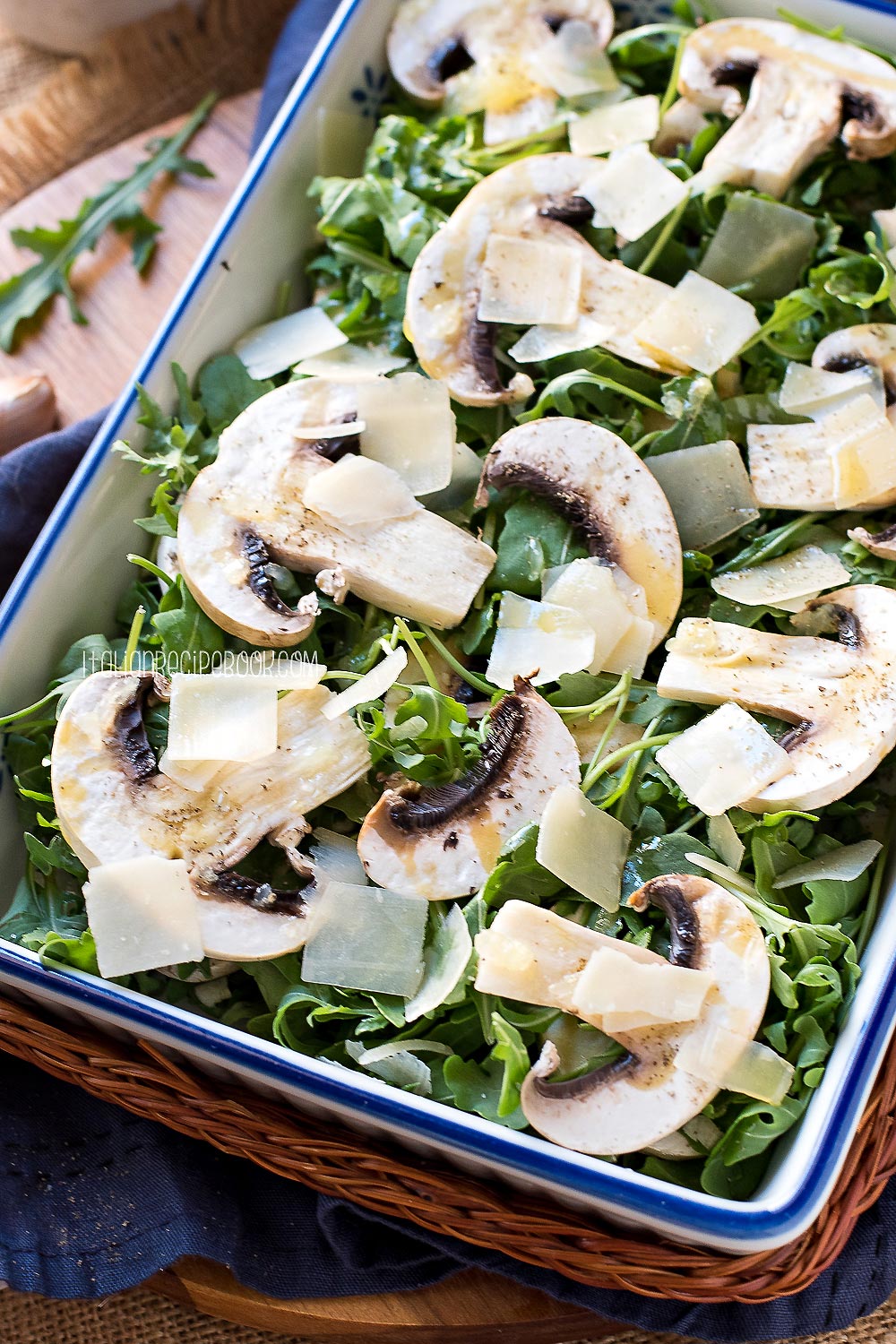 raw mushroom and arugula salad