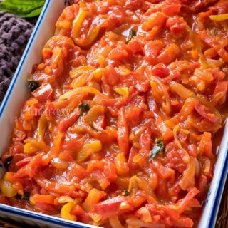 peperonata in a serving dish