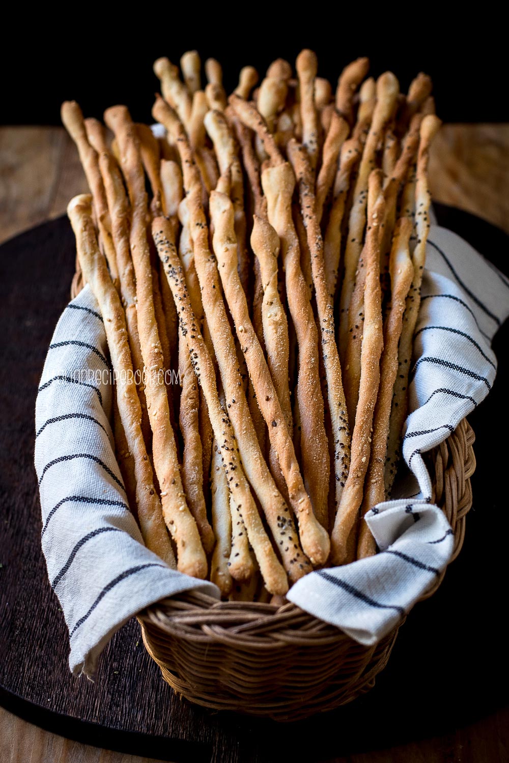 italian breadsticks in a basket