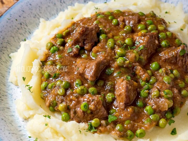spezzatino with mashed potatoes