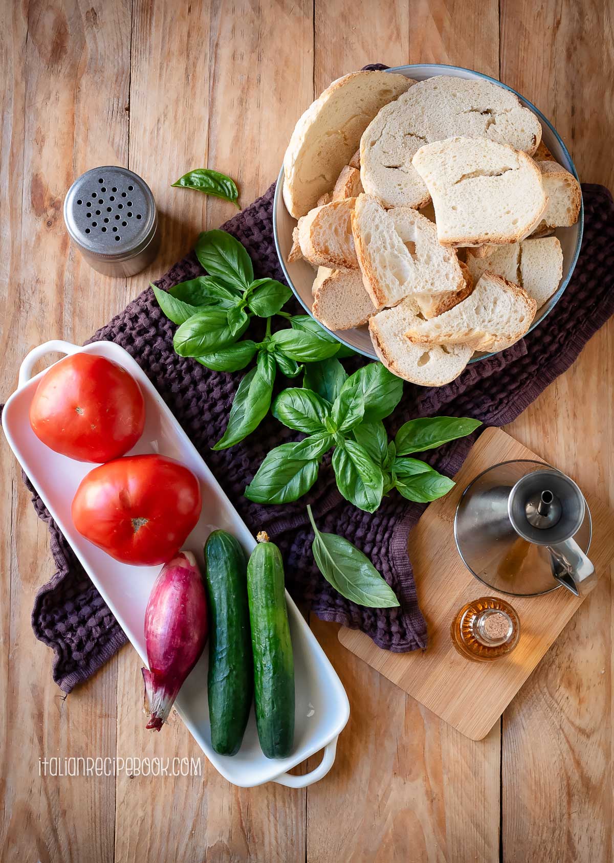 panzanella salad ingredients