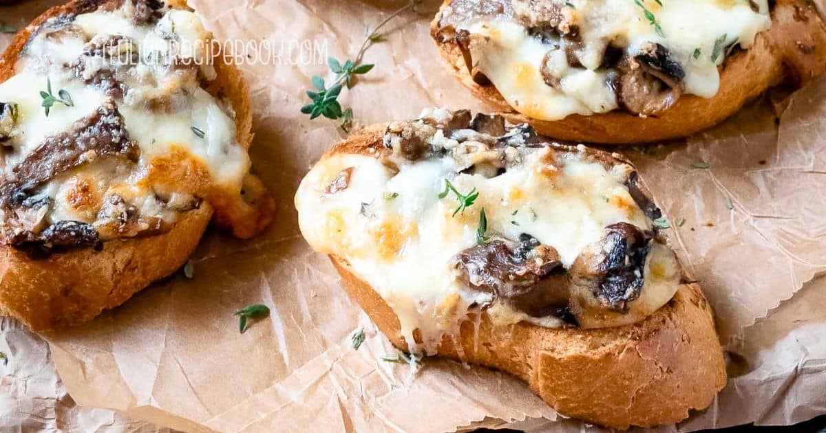 Easy-Cheesy Mushroom Crostini 